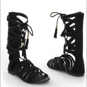 Venus Women's Black Gladiator Sandals Size 7